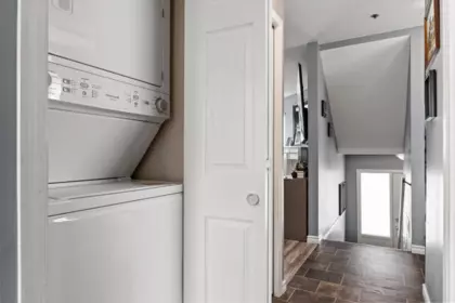 Powder Room Photo of 10 3087 Immel Street, Abbotsford, BC