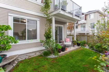 Front Yard Photo of 47 15030 58 Avenue, Surrey, BC