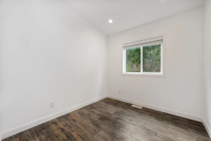 Hallway Photo of 6650 Hinkley Road, Chilliwack, BC