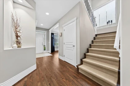 Powder Room Photo of 24033 106th Avenue, Maple Ridge, BC