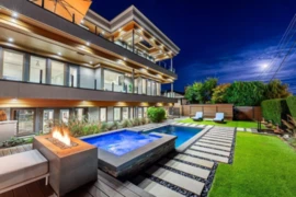 15567 Pacific Avenue, White Rock, BC