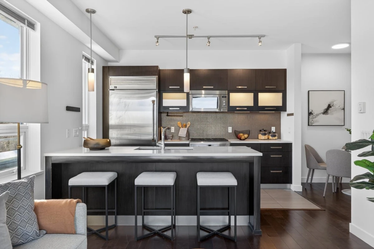 Family Room Photo of 515 3333 Main Street, Vancouver, BC