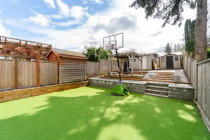 Front Yard Photo of 454 E 28th Avenue, Vancouver, BC