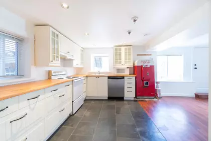 Mudroom Photo of 454 E 28th Avenue, Vancouver, BC