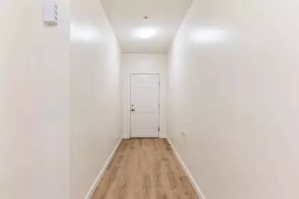 Basement Recreation Room Photo of 105 843 22nd Street, West Vancouver, BC
