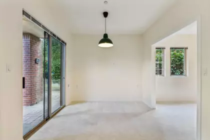 Breakfast Nook Photo of 105 843 22nd Street, West Vancouver, BC