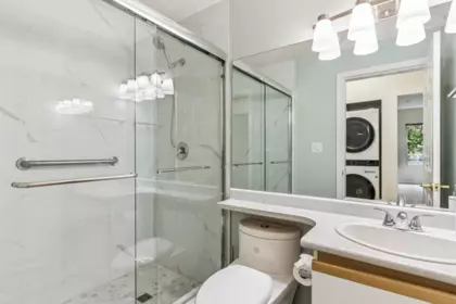 Guest Bathroom Photo of 105 843 22nd Street, West Vancouver, BC