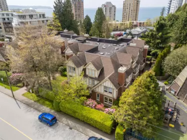 Street View Photo of 105 843 22nd Street, West Vancouver, BC