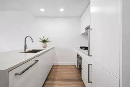 Primary Bathroom Photo of 1308 4433 Alaska Street, Burnaby, BC