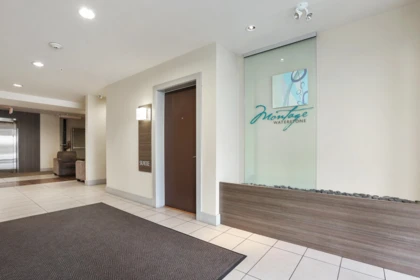 408 6460 194 Street, Surrey, BC, Surrey — Apartment/Condo for sale