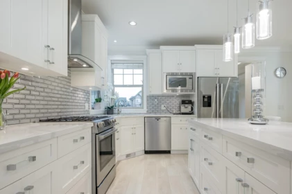 Breakfast Nook Photo of 17447 0a Avenue, Surrey, BC
