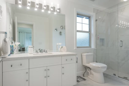 Hallway Photo of 17447 0a Avenue, Surrey, BC