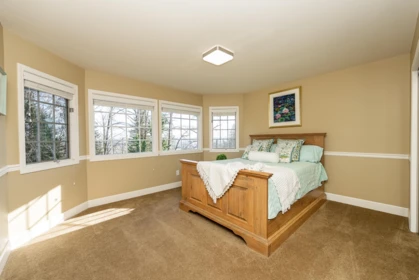 Hallway Photo of 408 Riverview Crescent, Coquitlam, BC