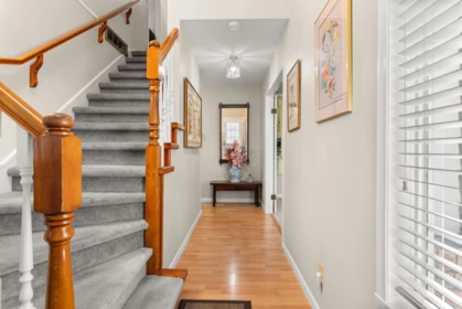 Entry Foyer Photo of 16 4411 Williams Road, Richmond, BC