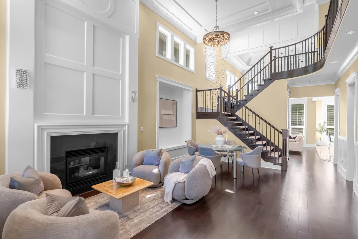 Living Room Photo of 3680 Blundell Road, Richmond, BC