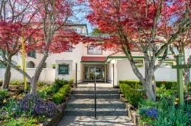105 1447 Best Street, White Rock, BC