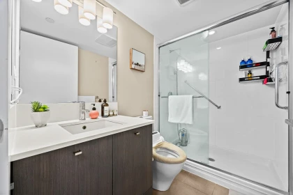 Bedroom 3 Photo of 3018 5511 Hollybridge Way, Richmond, BC