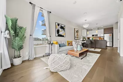 Breakfast Nook Photo of 3018 5511 Hollybridge Way, Richmond, BC