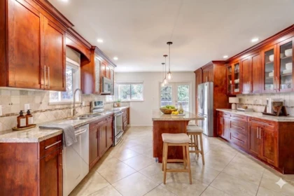 Pantry Photo of 367 55a Street, Delta, BC