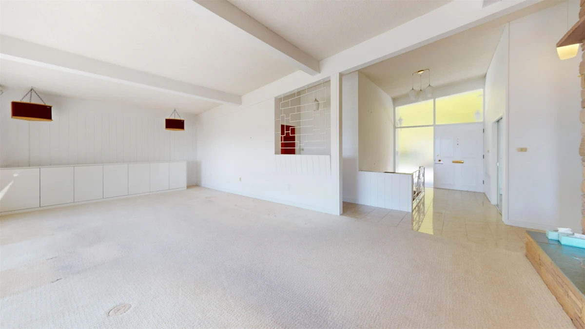 Living Room Photo of 3196 Thompson Place, West Vancouver, BC