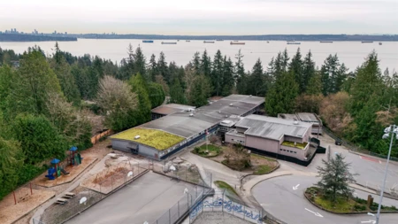 Outdoor Kitchen Photo of 3196 Thompson Place, West Vancouver, BC