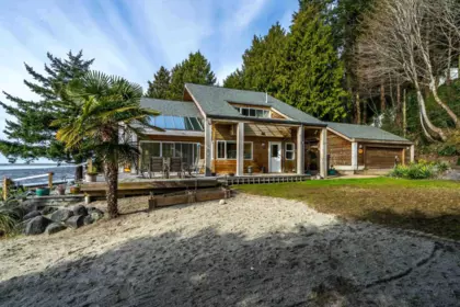 598 Tsawwassen Beach Road, Delta, BC, Delta — Single Family Residence for sale