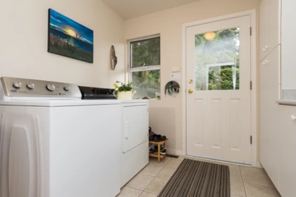 Mudroom Photo of 598 Tsawwassen Beach Road, Delta, BC