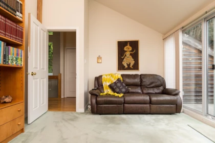 Staircase Photo of 598 Tsawwassen Beach Road, Delta, BC