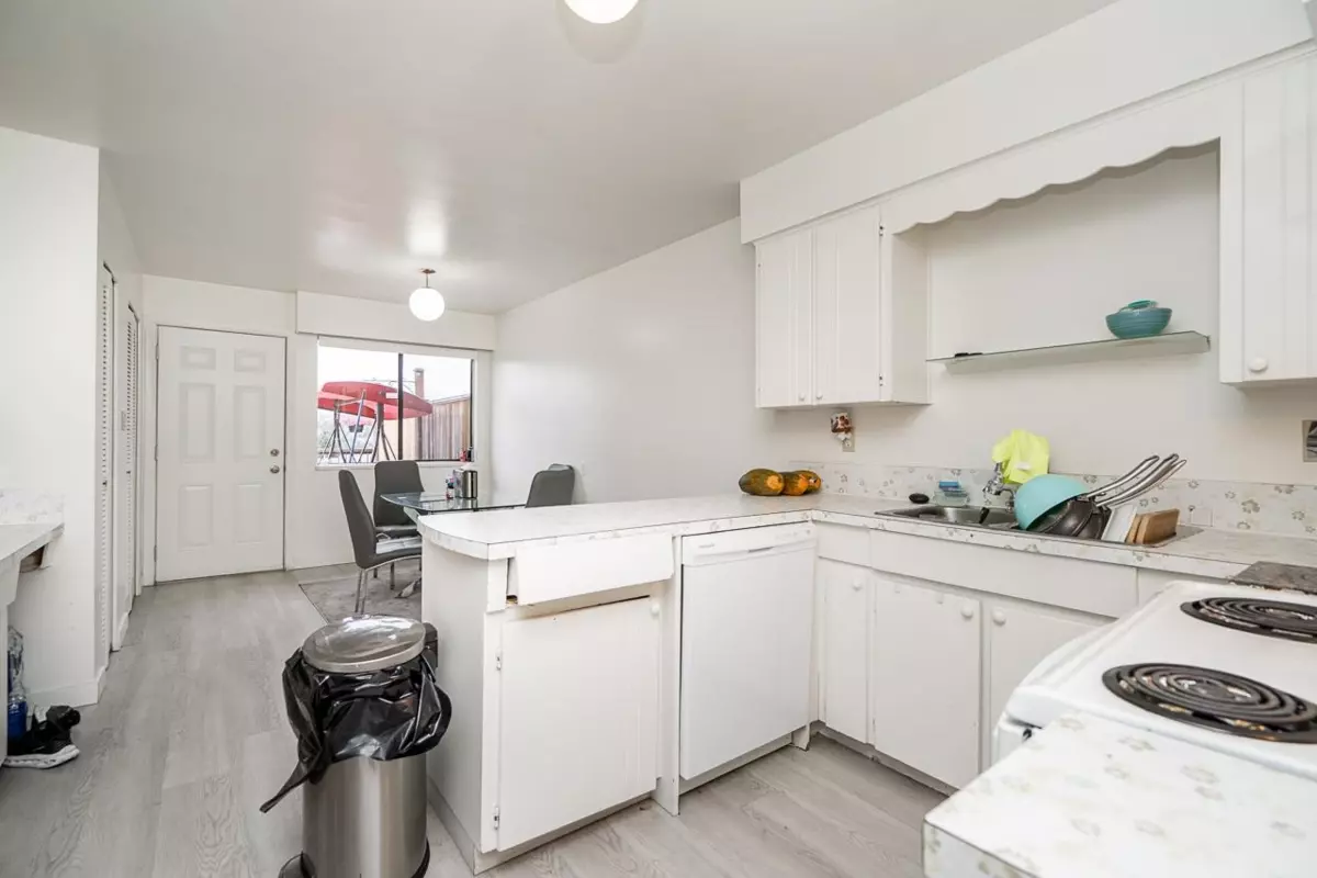 Family Room Photo of 5393 Norfolk Street, Burnaby, BC