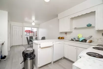 5393 Norfolk Street, Burnaby, BC, Burnaby — Duplex for sale
