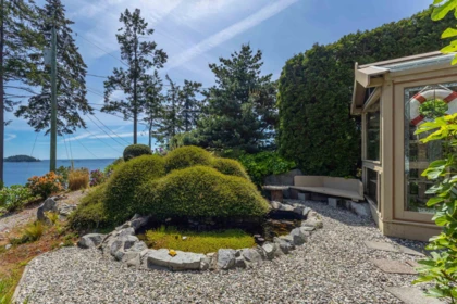 Swimming Pool Photo of 7065 Dale Road, Sechelt, BC