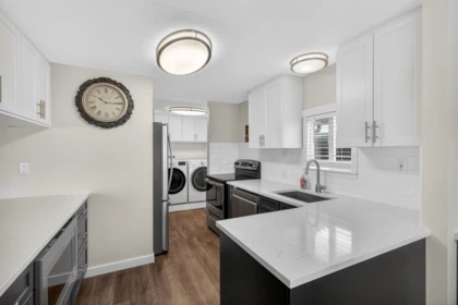 Guest Bathroom Photo of 5 31313 Livingstone Avenue, Abbotsford, BC