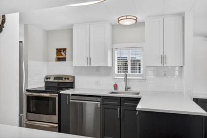 Laundry Room Photo of 5 31313 Livingstone Avenue, Abbotsford, BC