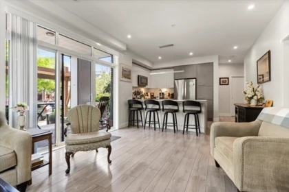 Breakfast Nook Photo of 103 45510 Market Way, Chilliwack, BC