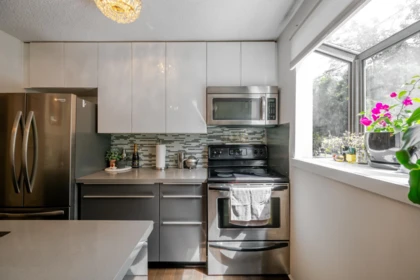 Kitchen Island Photo of 101 1875 W 8th Avenue, Vancouver, BC
