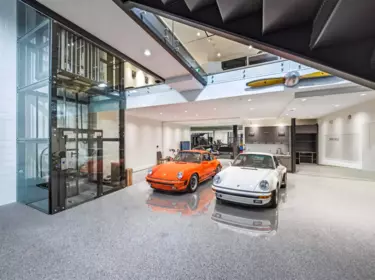 Hot Tub / Spa Photo of 3870 Commercial Street, Vancouver, BC