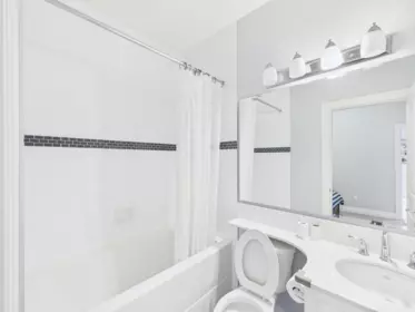 Primary Bathroom Photo of 5312 Elsom Avenue, Burnaby, BC