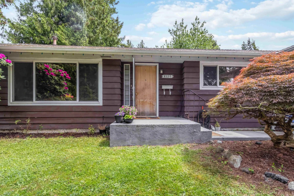 Family Room Photo of 8554 109b Street, Delta, BC