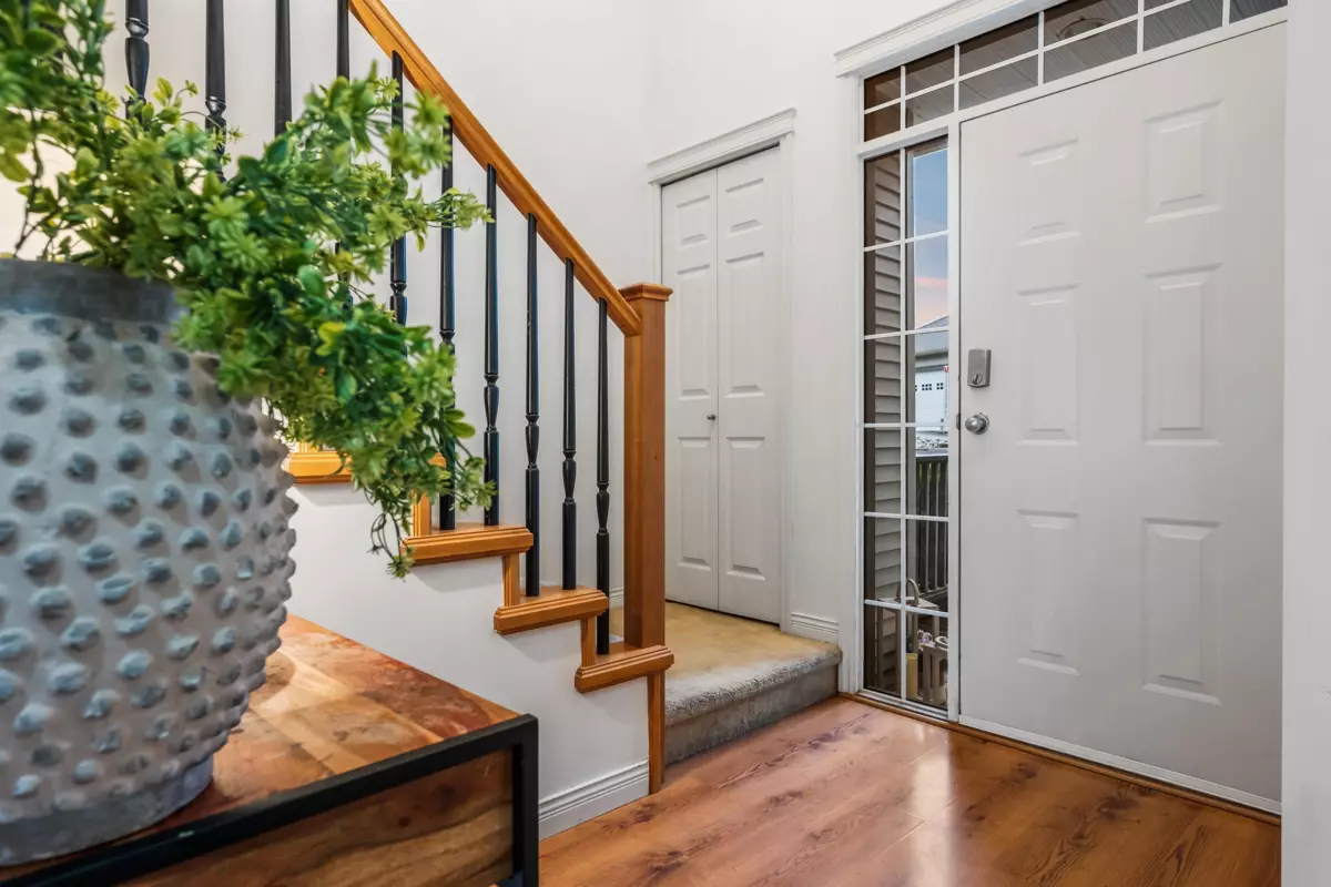 Family Room Photo of 32 2088 Winfield Drive, Abbotsford, BC