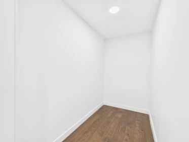 Primary Bedroom Photo of 612 8160 Mcmyn Way, Richmond, BC