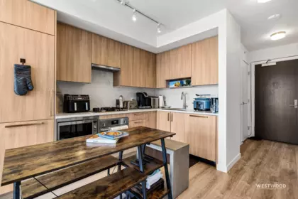 Kitchen Island Photo of 3510 13350 Central Avenue, Surrey, BC