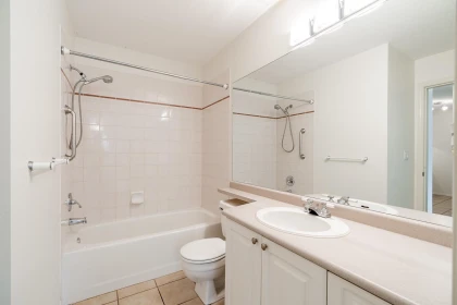 Powder Room Photo of 411 14885 100 Avenue, Surrey, BC