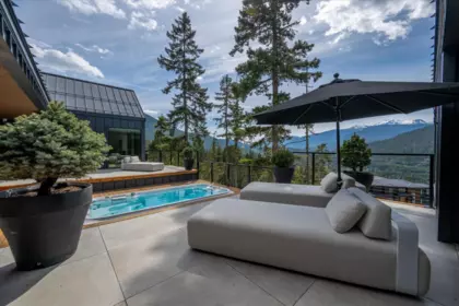 9304 Steller's Way, Whistler, BC, Whistler — Single Family Residence for sale