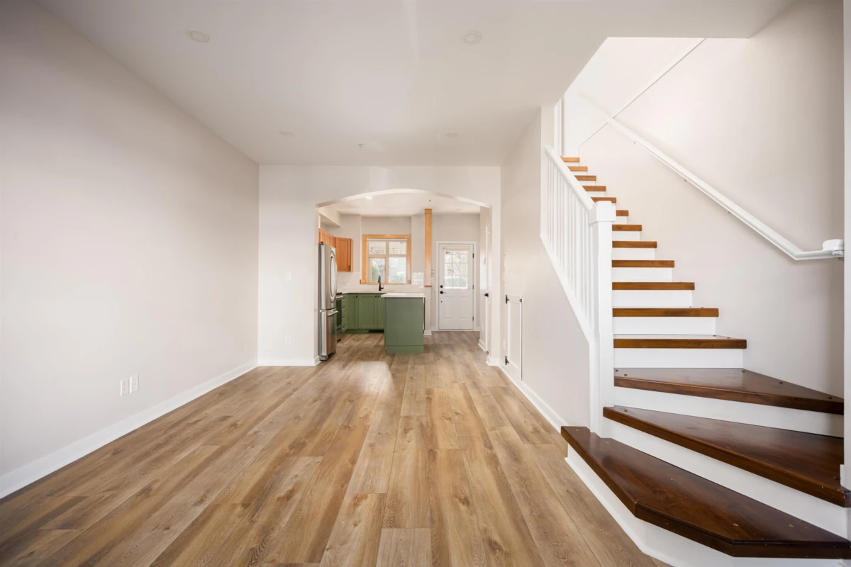 Dining Area Photo of 225 18 Jack Mahony Place, New Westminster, BC
