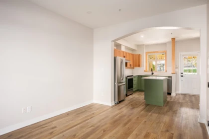 Walk-In Closet Photo of 225 18 Jack Mahony Place, New Westminster, BC