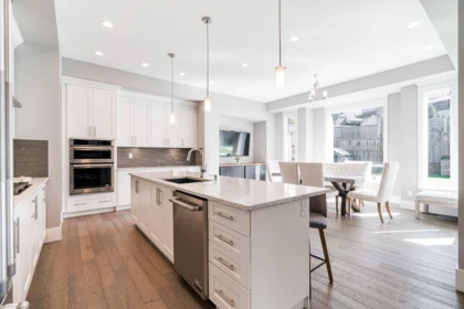 Kitchen Island Photo of 15708 Mountain View Drive, Surrey, BC