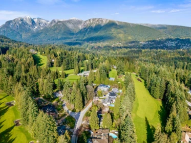 Hot Tub / Spa Photo of 388 Hidhurst Place, West Vancouver, BC