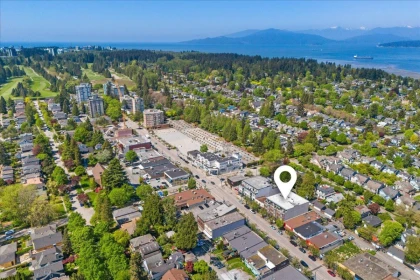 Swimming Pool Photo of 404 4463 W 10th Avenue, Vancouver, BC