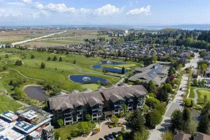 Garden / Landscaping Photo of 313 5099 Springs Boulevard, Tsawwassen, BC