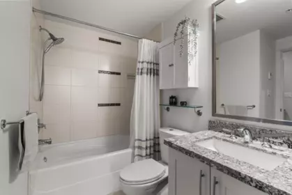 Mudroom Photo of 313 5099 Springs Boulevard, Tsawwassen, BC